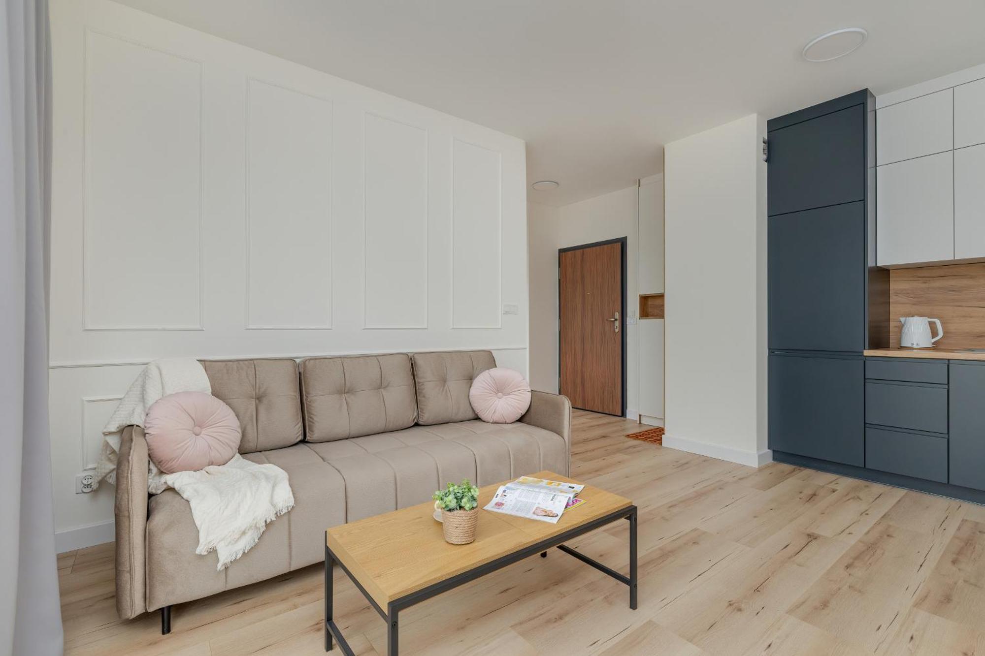 Cozy Apartment Orawska With Balcony By Noclegi Renters クラクフ エクステリア 写真