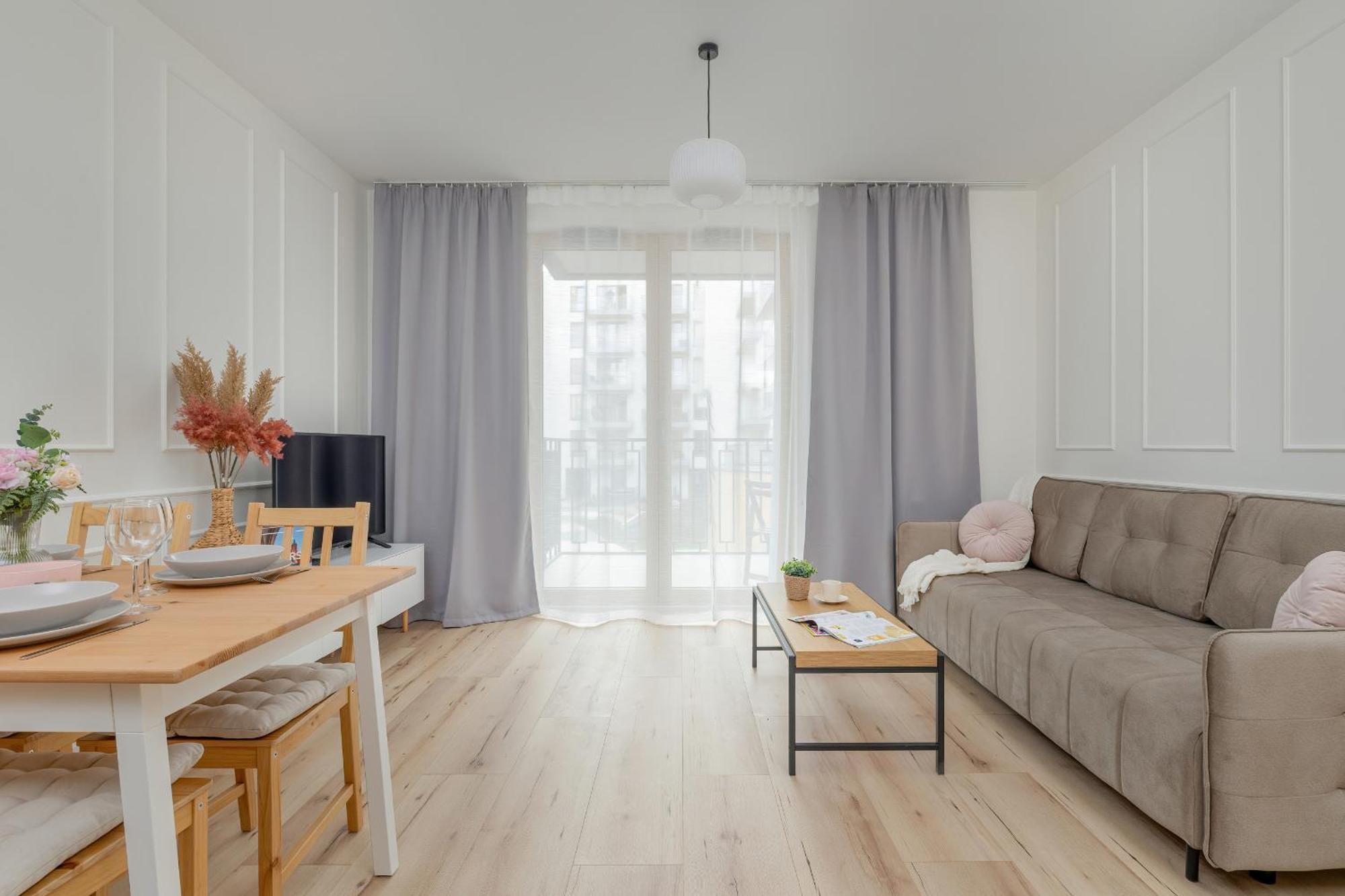 Cozy Apartment Orawska With Balcony By Noclegi Renters クラクフ エクステリア 写真